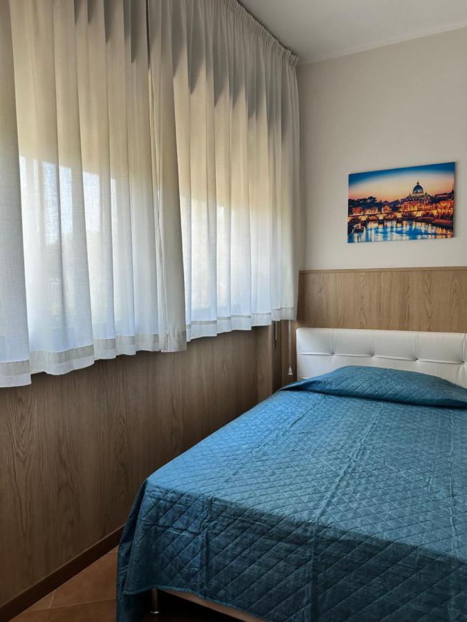 Oasi Santa Rosa Hotel Rome Bagian luar foto